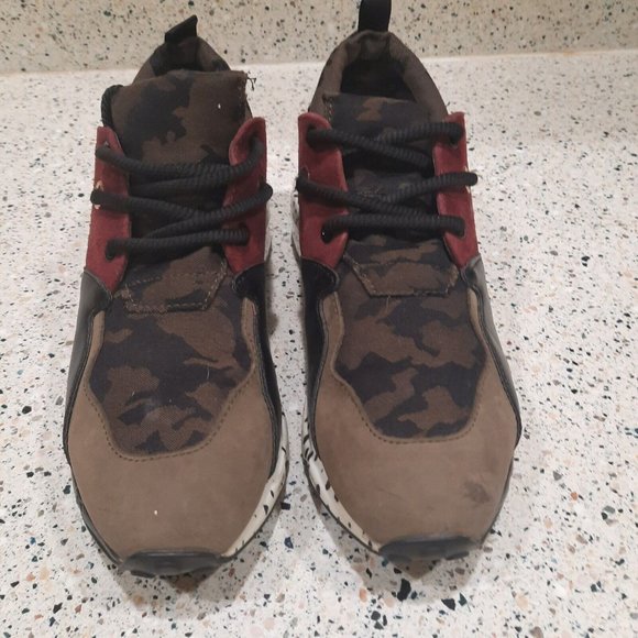 Steve Madden Cliff Olive Multi Color Green Camo Rebooted Sneaker Womens Size 7.5 - Picture 3 of 6